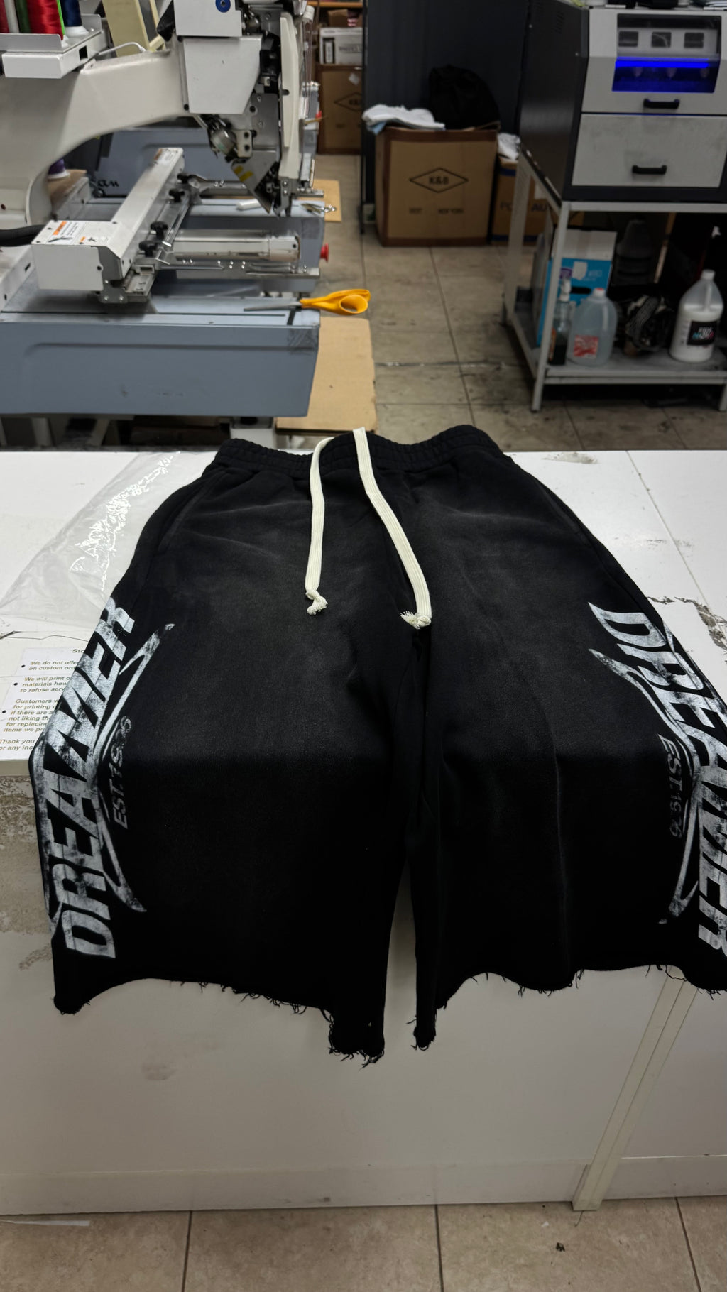 DREAMER 3/4 SHORTS