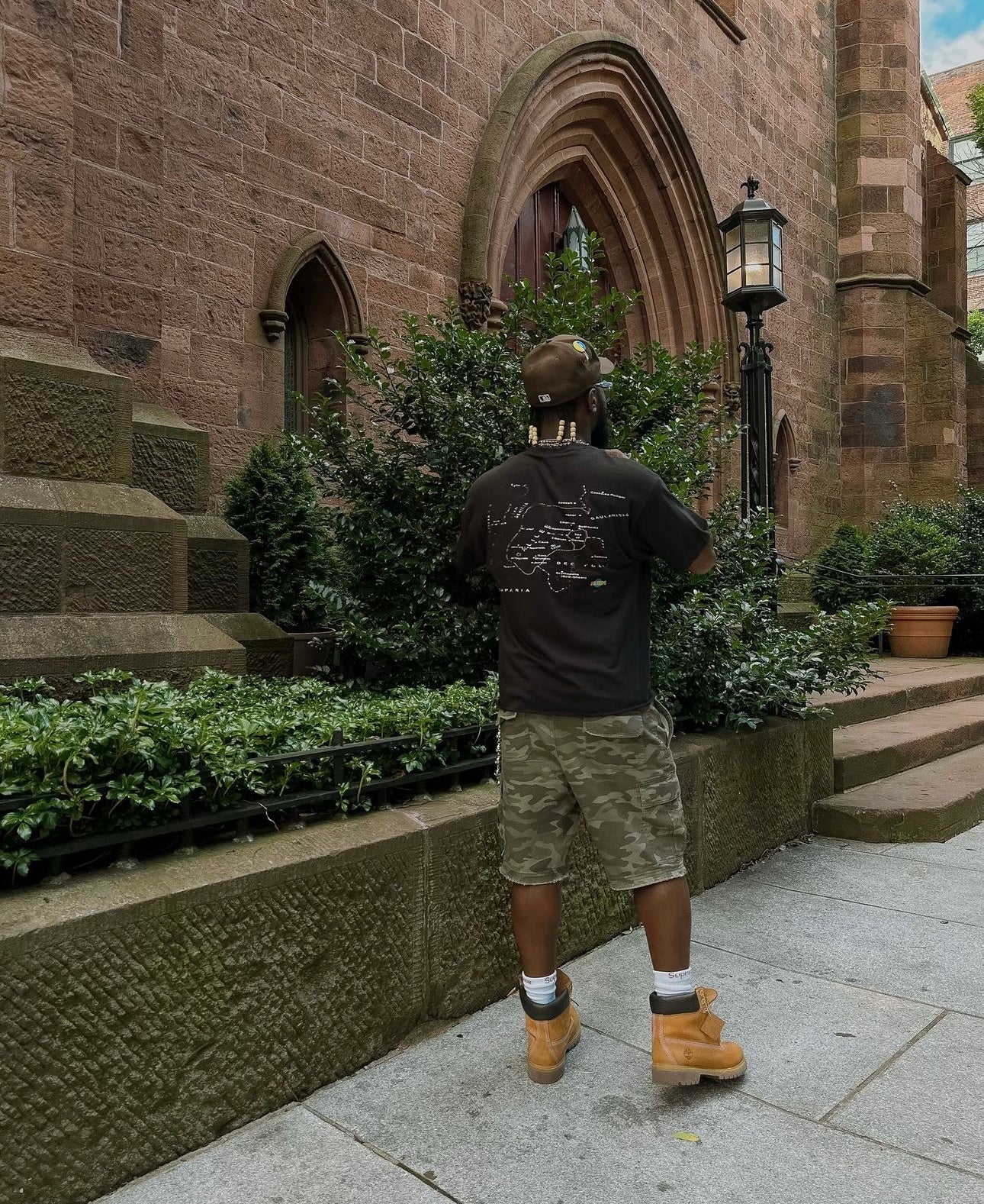 YESHUA TEE